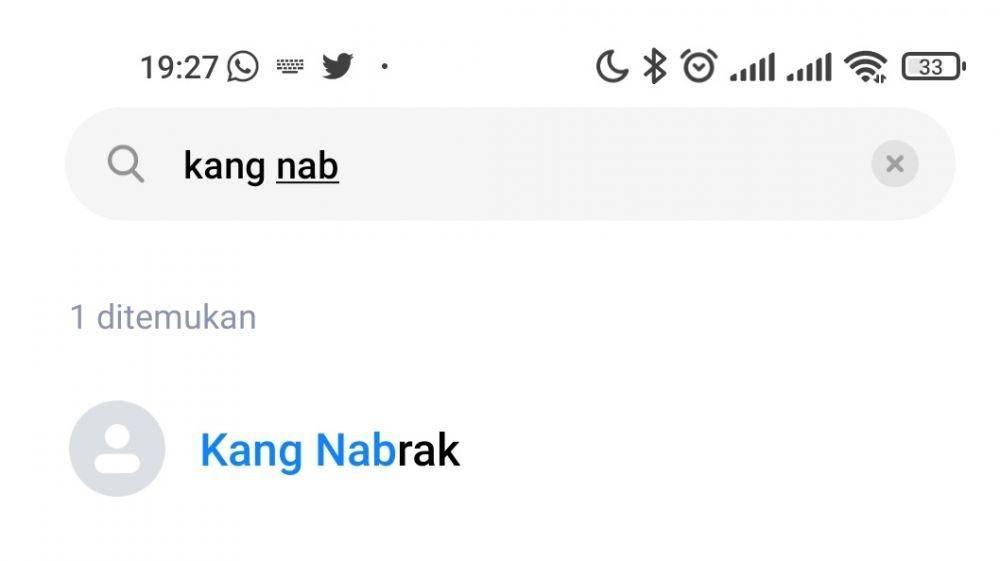 nama kontak HP emak (twitter.com/fdlmni)