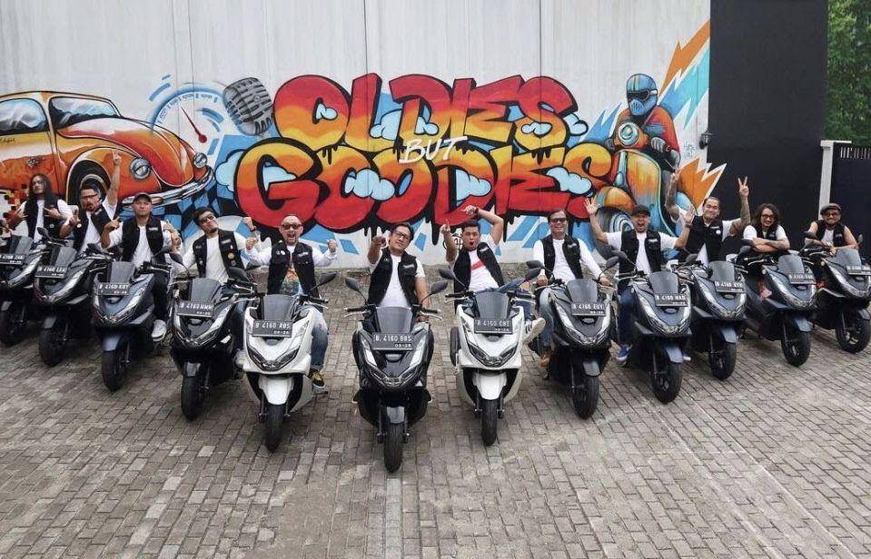 seragam lucu geng the prediksi (instagram.com/stevi.item)