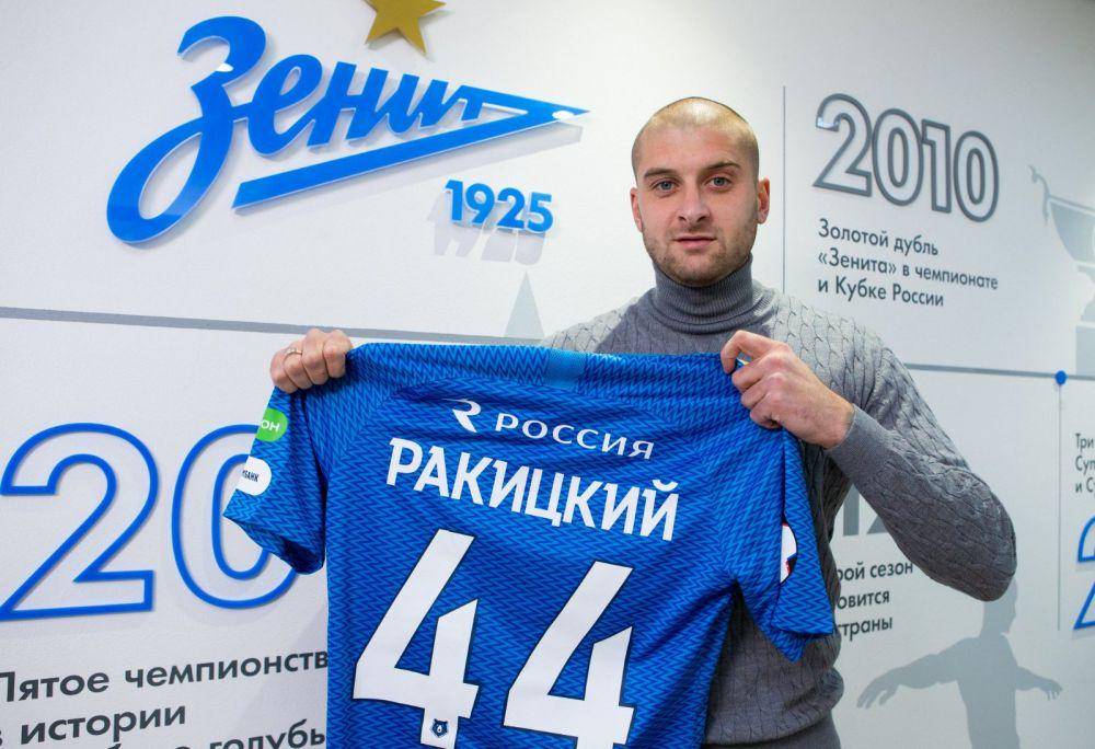 Yaroslav Rakitskiy bersama FC Zenit (twitter.com/fczenit_en)