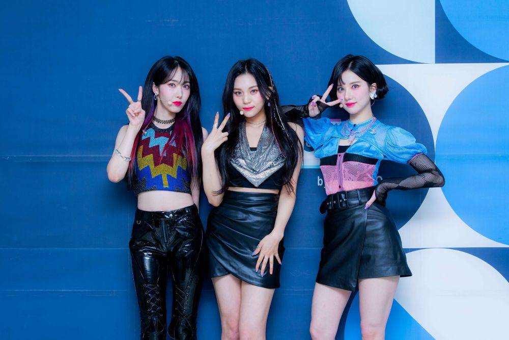 VIVIZ (twitter.com/kpop_sbs)