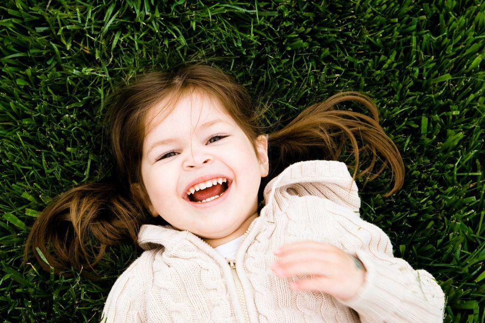 Anak Memiliki Kebiasaan Meledek? Atasi dengan 5 Tips Penting Berikut