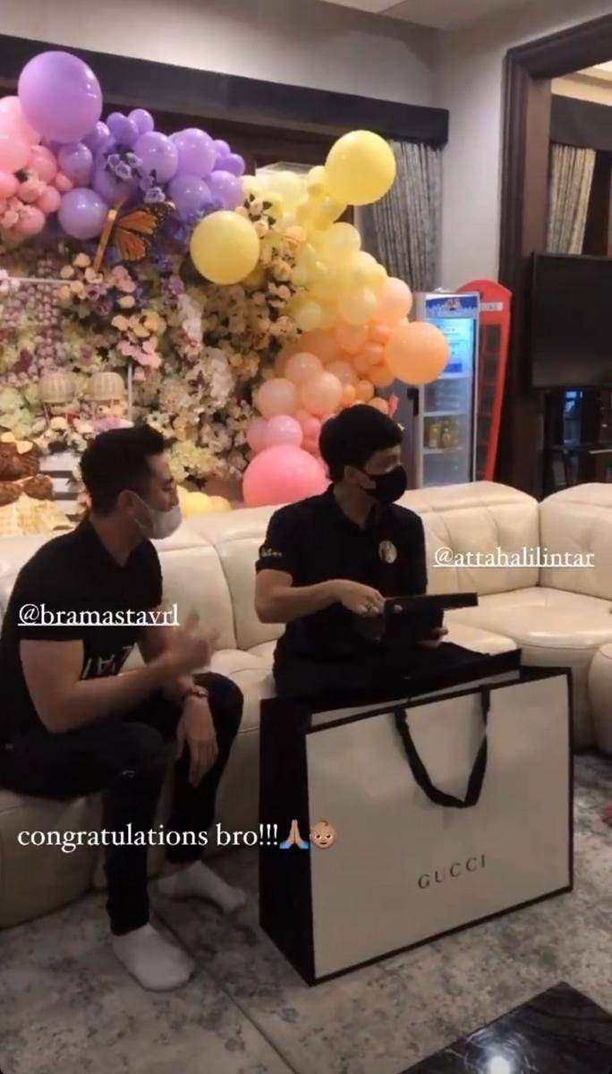 Verrel Bramasta bertemu Baby Ameena (instagram.com/romanangelo.w)