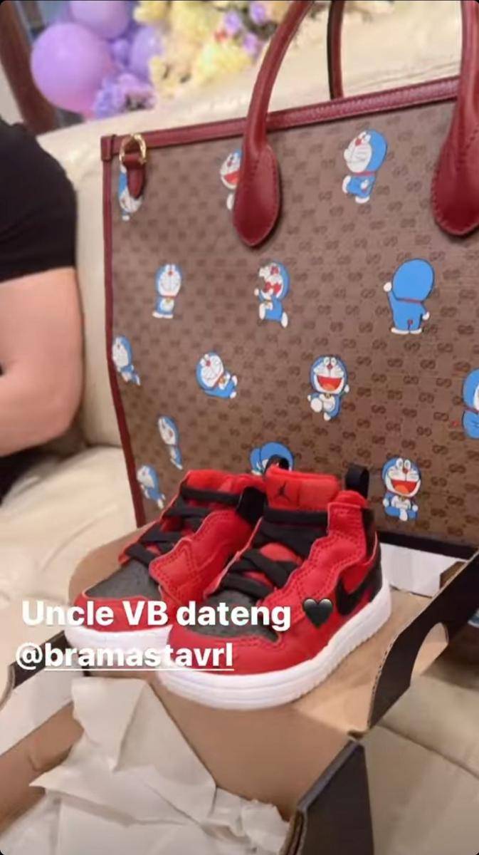 Verrel Bramasta bertemu Baby Ameena (instagram.com/attahalilintar)