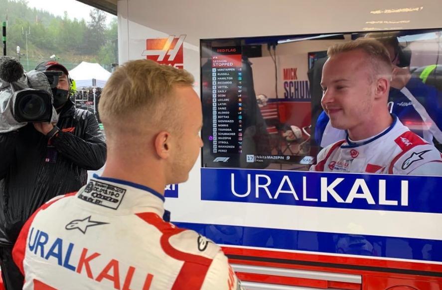 10 Potret Nikita Mazepin, Pembalap Rusia yang Terancam Didepak F1