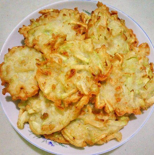 bakwan labu air (instagram.com/agustinalius)
