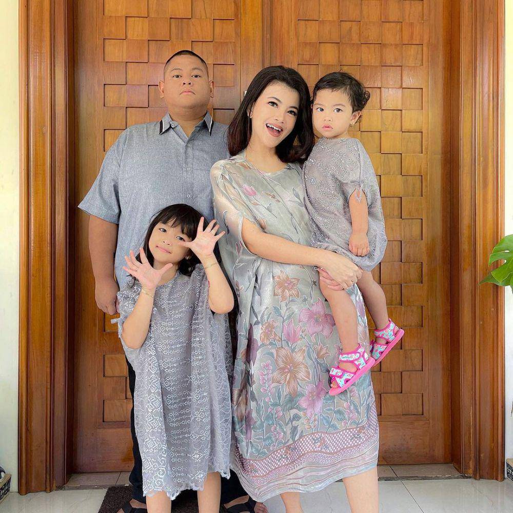 potret keluarga Tania Putri (instagram.com/taniaputri1707)