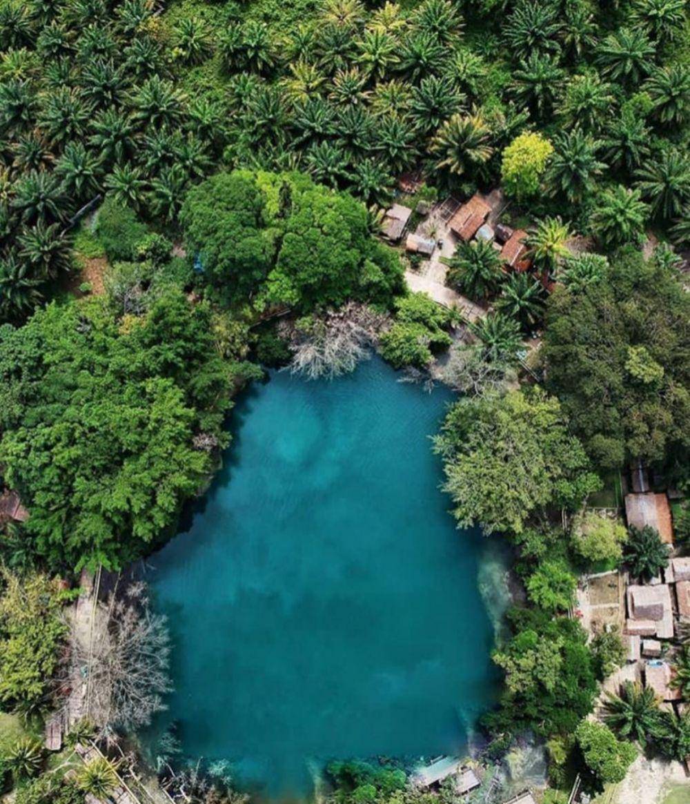 Danau Linting (instagram.com/grandmercuremedan)