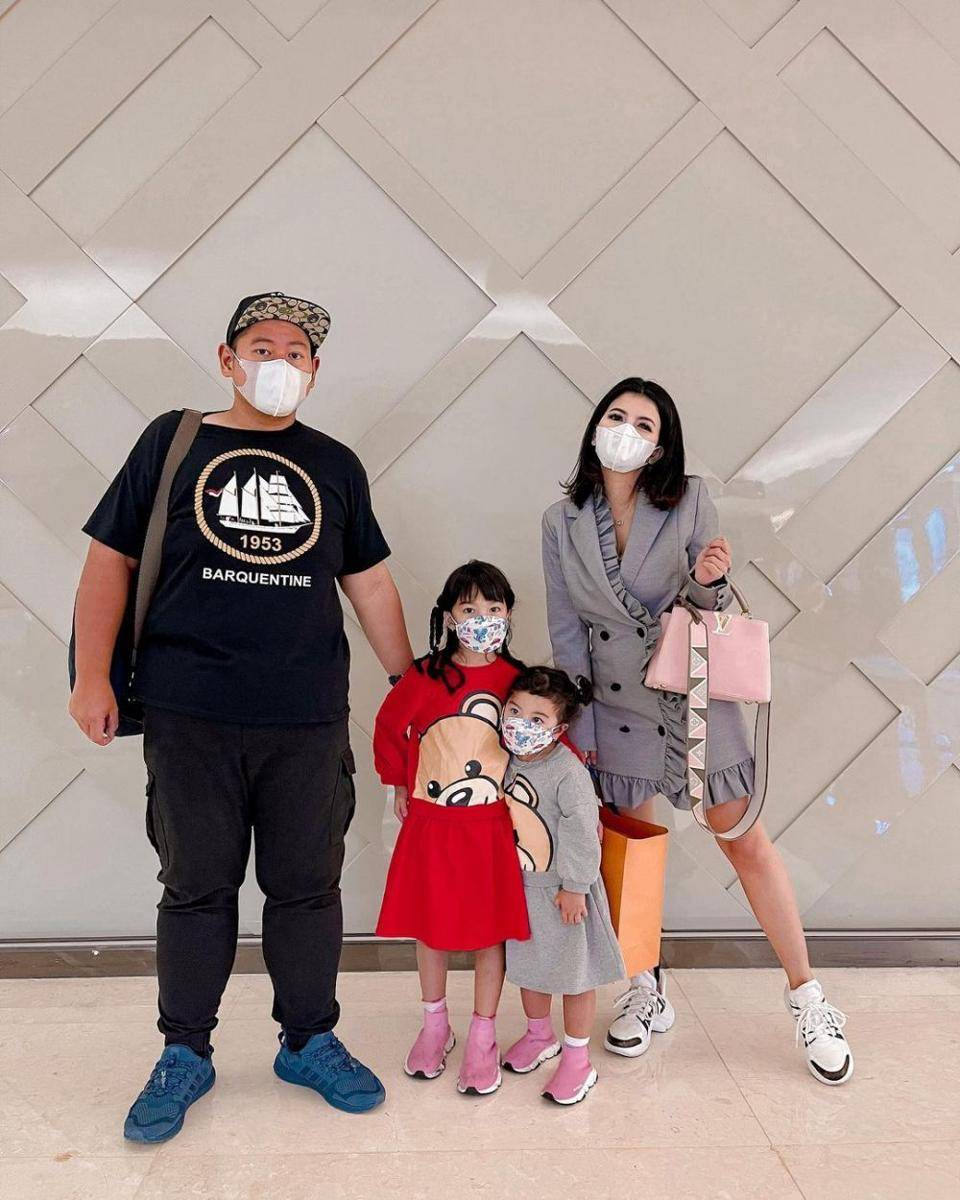potret keluarga Tania Putri (instagram.com/taniaputri1707)