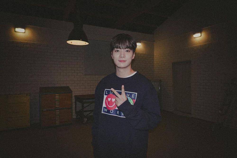 JR NU'EST (instagram.com/pockyjr)