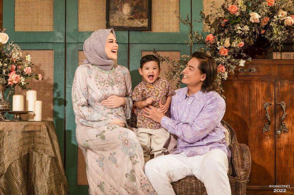 potret keluarga Cut Ratu Meyriska (instagram.com/cutratumeyriska)