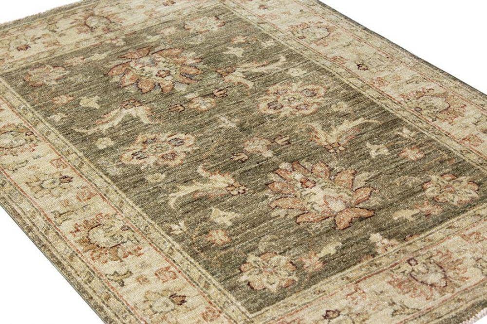 ilustrasi karpet dengan pewarna dari batang pohon saxaul (elrincondefehmi.com)