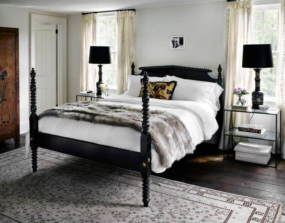 inspirasi bed frame (instagram.com/karamanndesign)