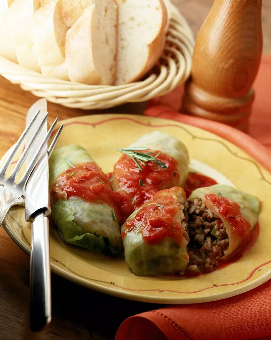 Golubtsi khas Ukraina (thespruceeats.com)