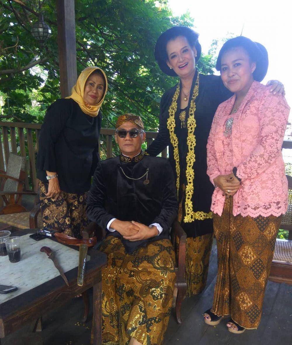 Kebaya Ivanka Suwandi (instagram.com/ivanka.suwandi)
