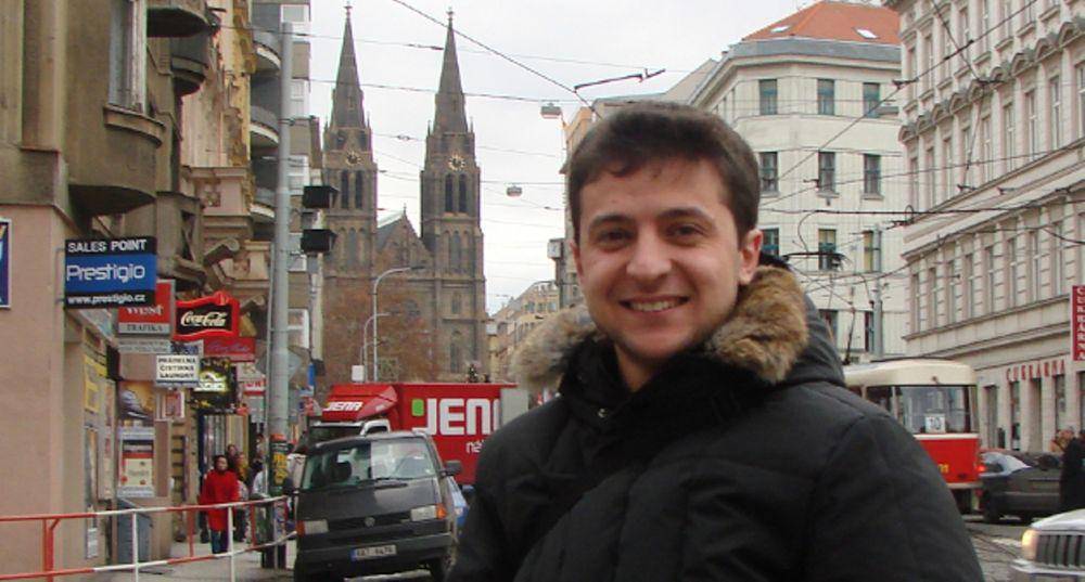 Tokoh bisnis pertunjukan Ukraina, aktor, produser Vladimir Zelensky di Praha pada 2009 (Hronometer via Wikimedia Commons)a