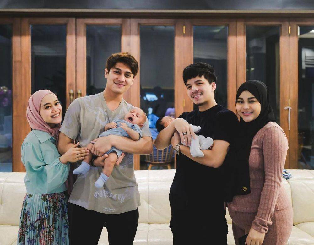 Leslar jenguk baby Ameena. (instagram.com/aurelie.hermansyah)