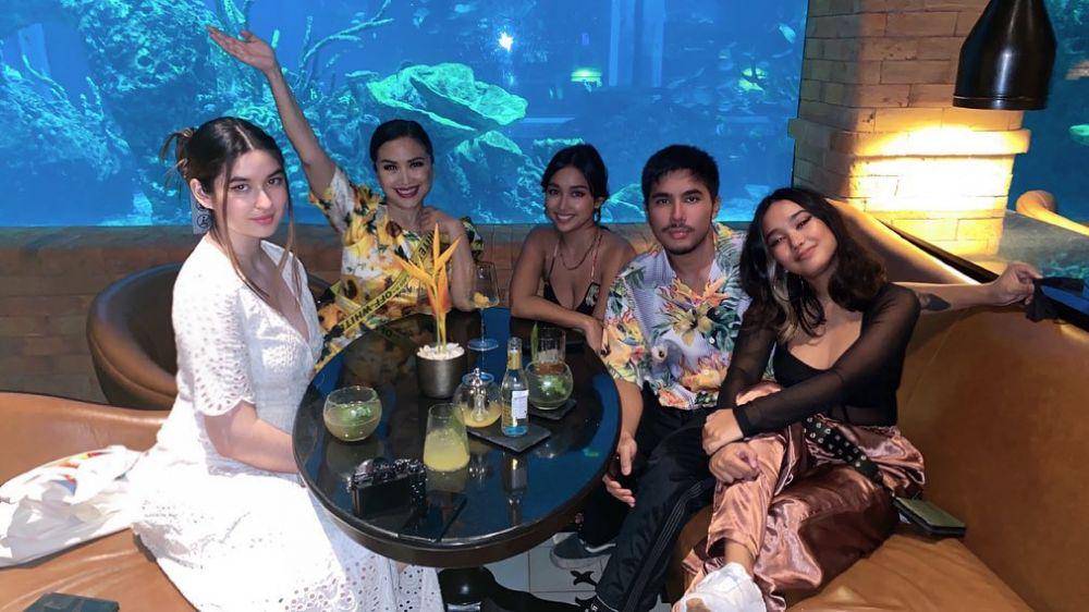 Potret Titi DJ dan keempat anaknya (instagram.com/ti2dj)