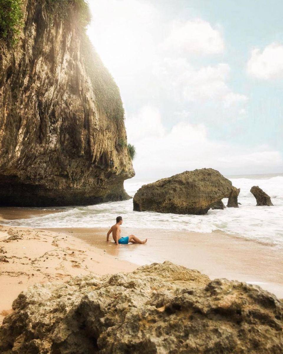 Pantai Seruni (instagram.com/juniawan101)