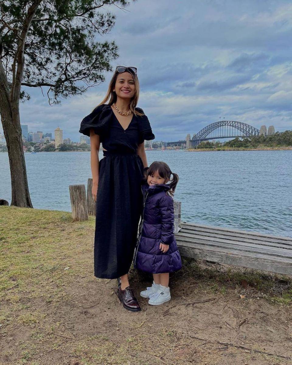 OOTD Acha Septriasa momong anak (instagram.com/septriasaacha)