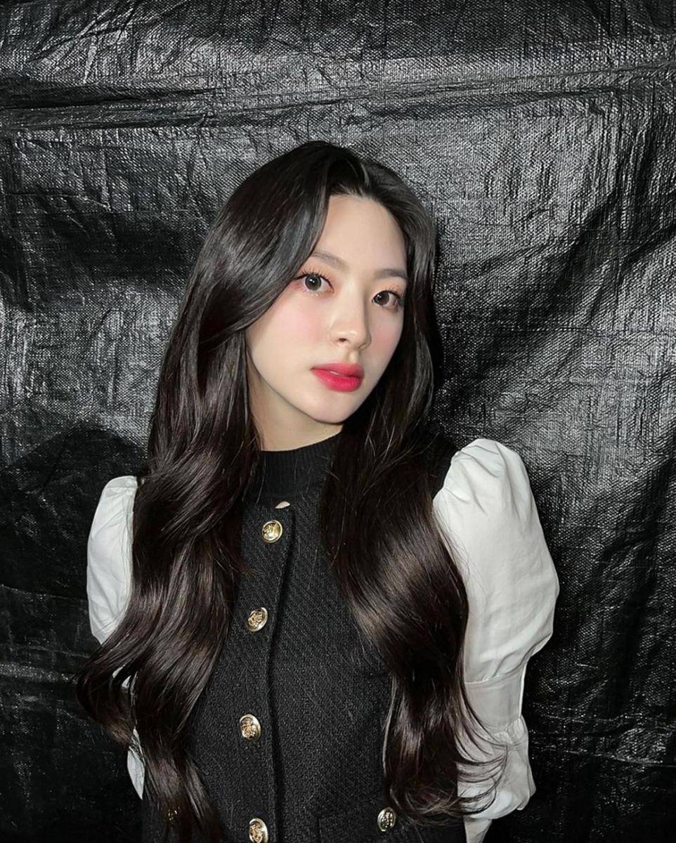 Seeun STAYC (instagram.com/stayc_highup)