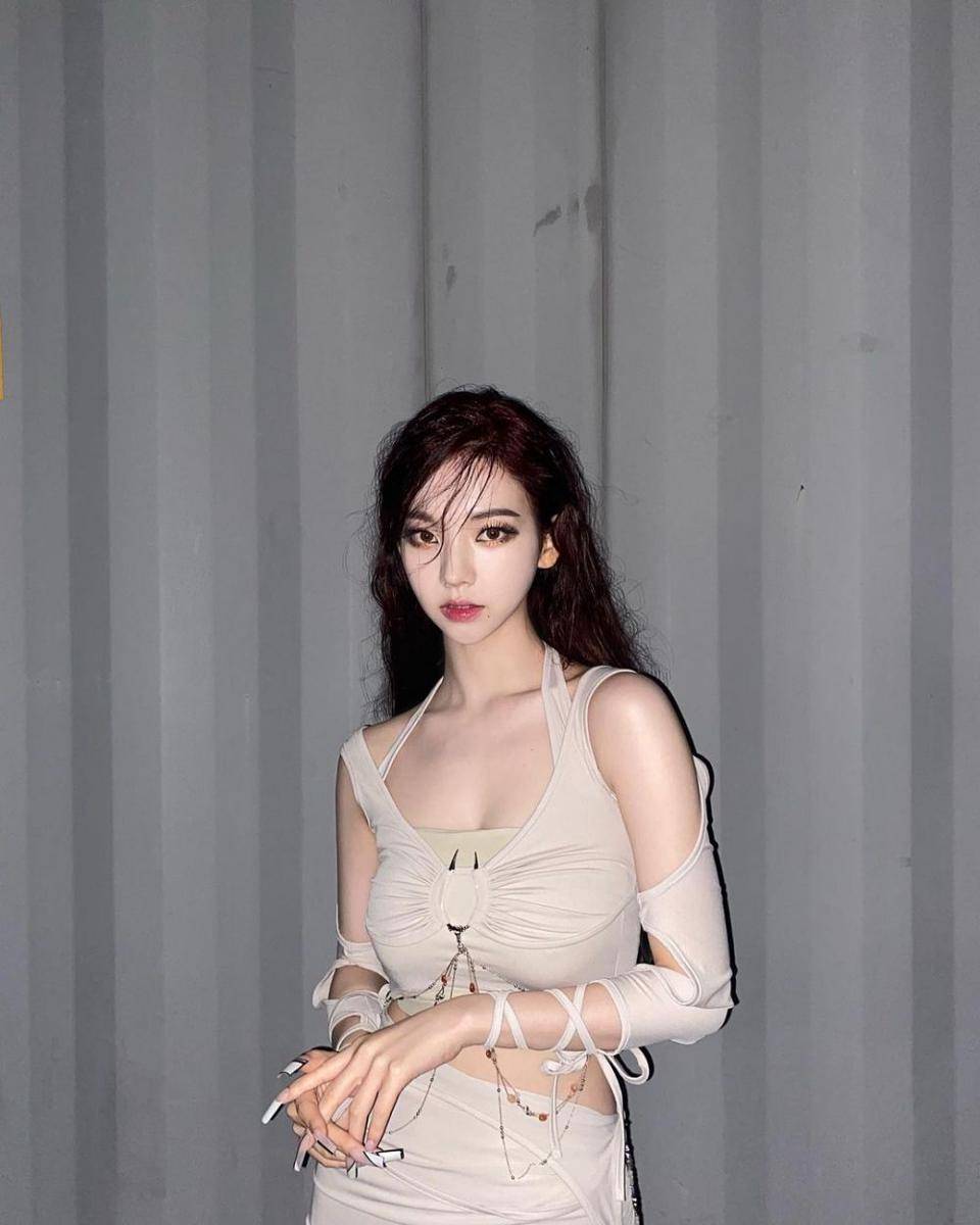 Karina aespa (instagram.com/aespa_official)