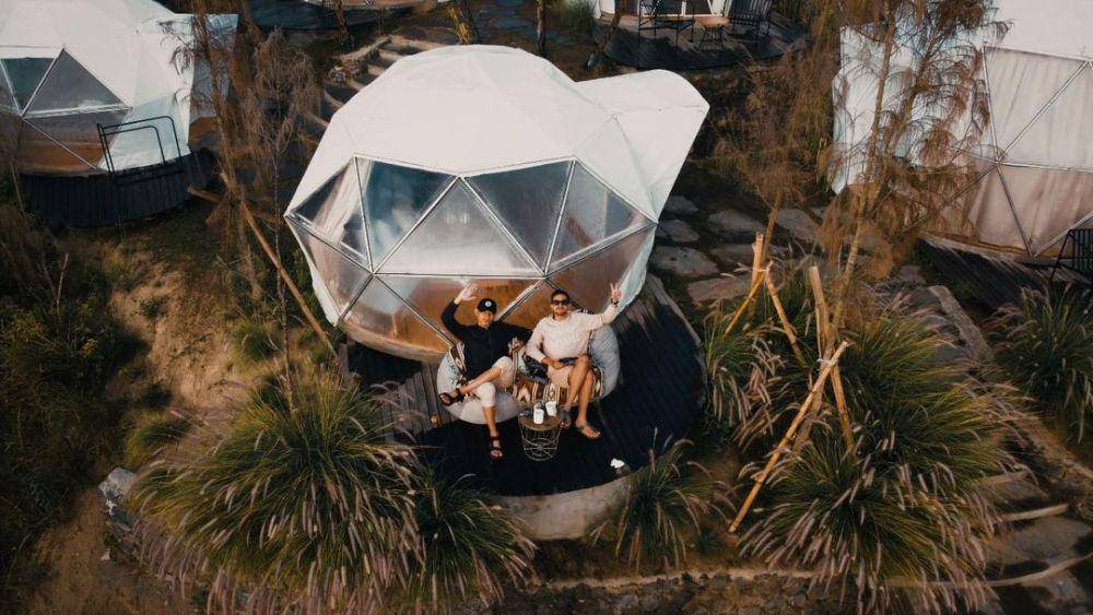 Black Lava Camp (instagram.com/aimbenyamin)