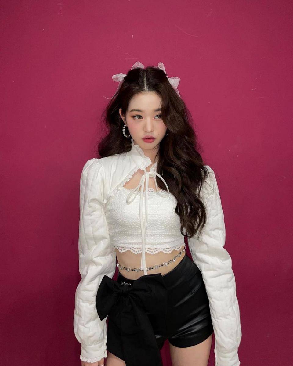Wonyoung IVE (instagram.com/for_everyoung10)