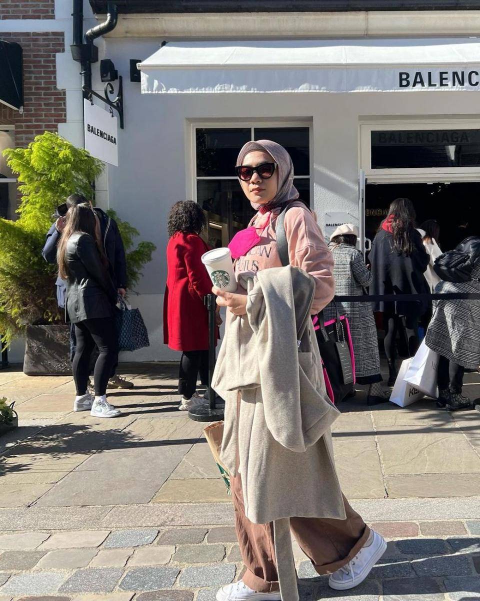 Eka Nur Prasetyawati (instagram.com/ecaprasetya)