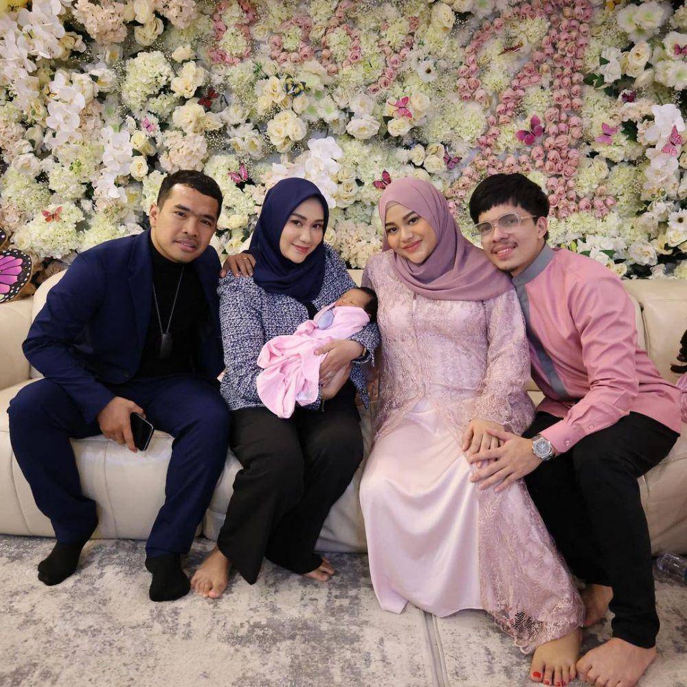 Putra Siregar, juragan PS Store jenguk baby Ameen bersama istri. (instagram.com/putrasiregarr17)