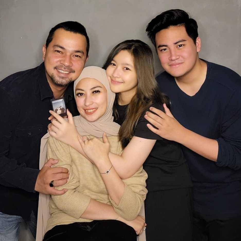 Sultan Djorghi dan keluarga (instagram.com/djorghisultan)