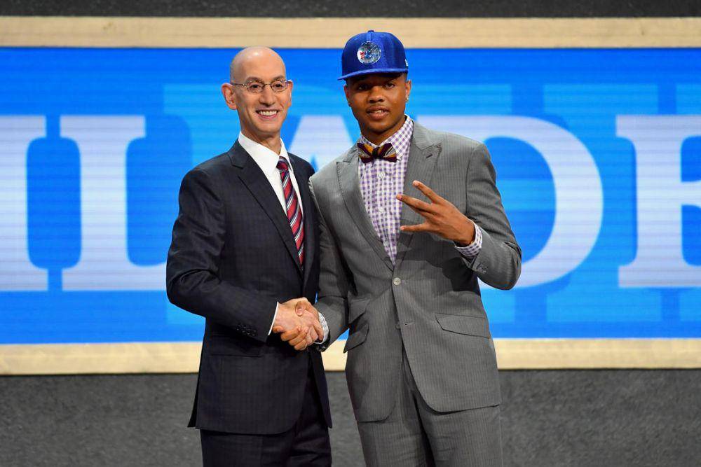 Adam Silver dan Markelle Fultz (nba.com)