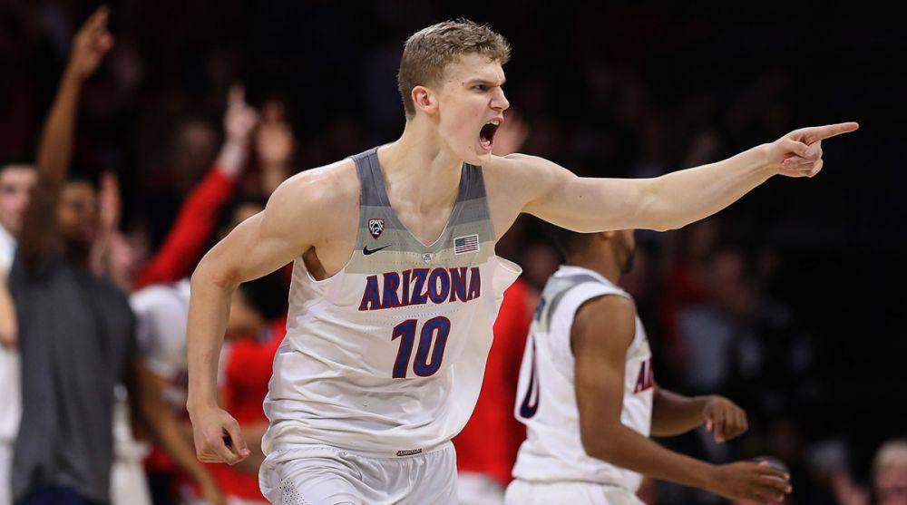 Lauri Markkanen saat membela Arizona Wildcats (si.com)