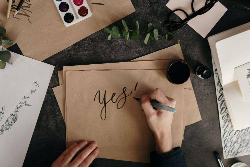 ilustrasi kata 'ya' (pexels.com/Cottonbro)