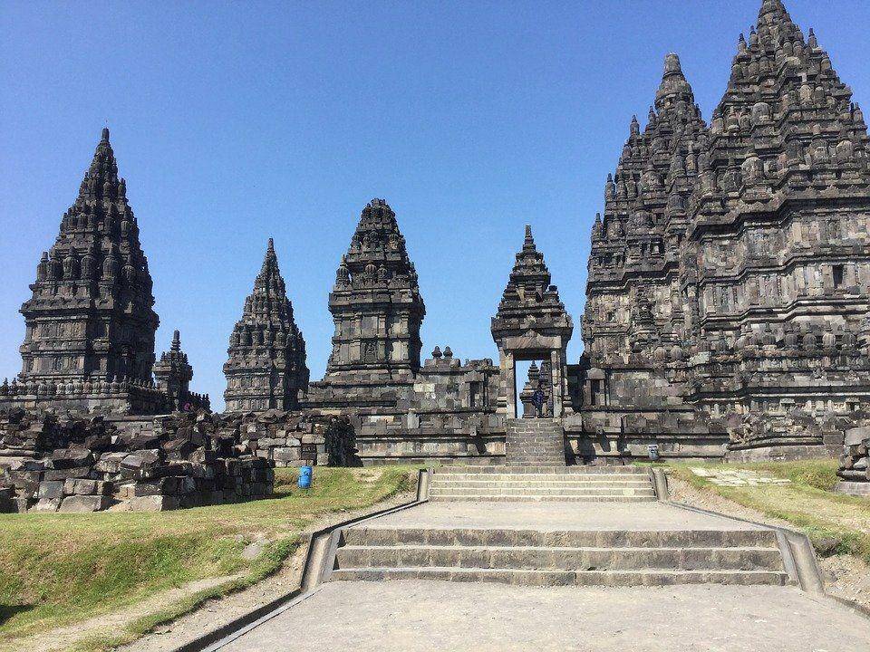 Candi Prambanan, Jawa Tengah (pixabay.com/bonjours)