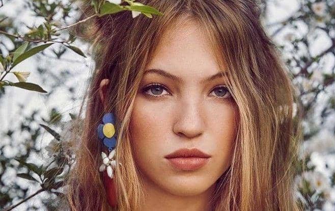 Lila Grace (instagram.com/lilamoss)