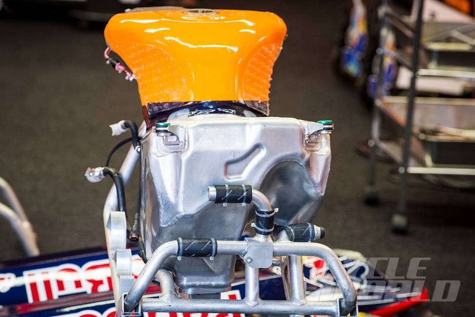 Tangki bensin motor MotoGP (cycleworld.com)