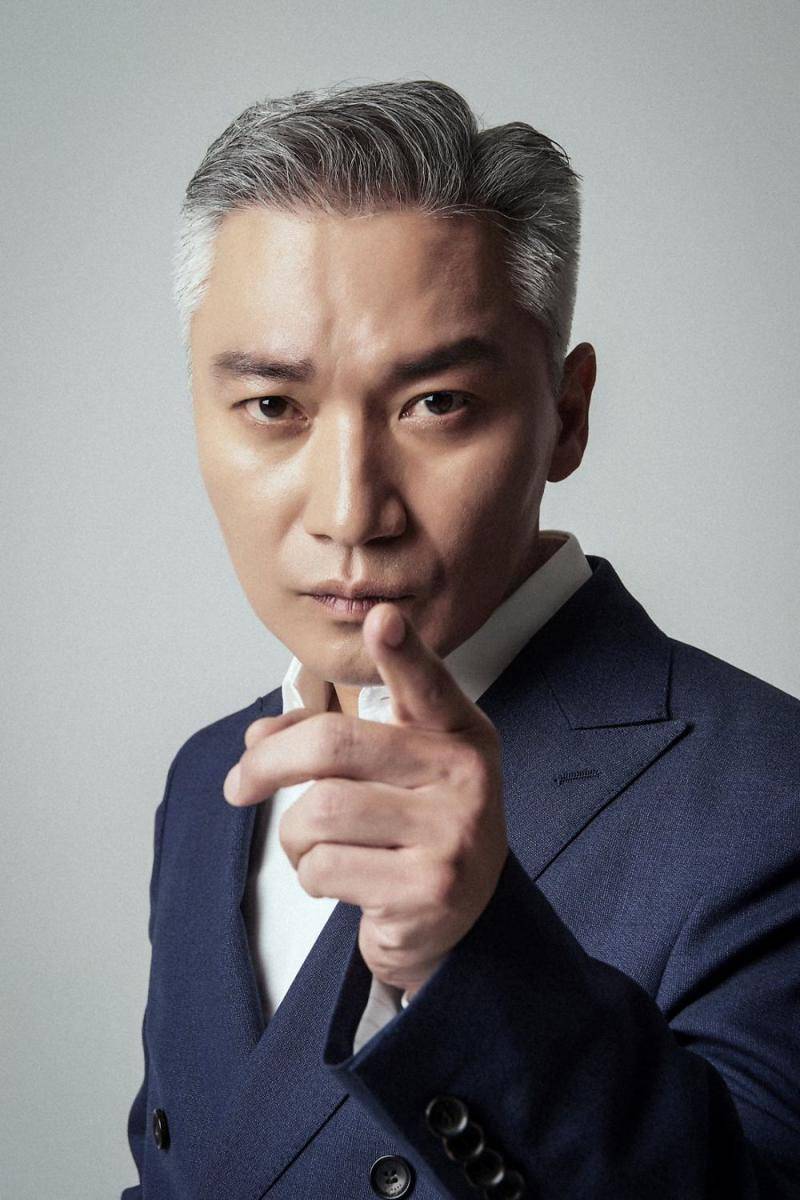 Jo Jae Yoon (post.naver.com/비비엔터테인먼트)