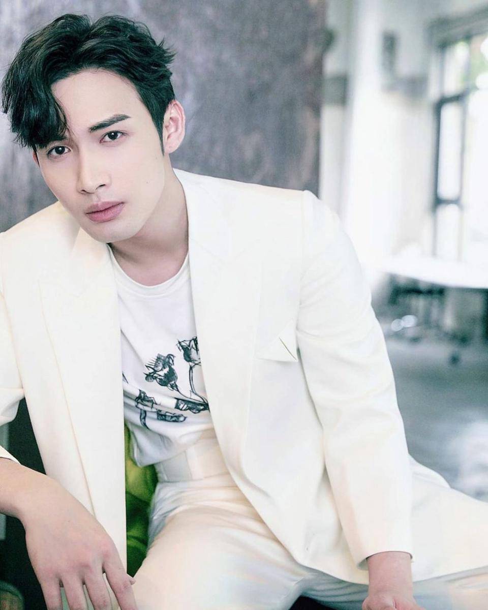 Vin Zhang (instagram.com/vin_zhang_bin)