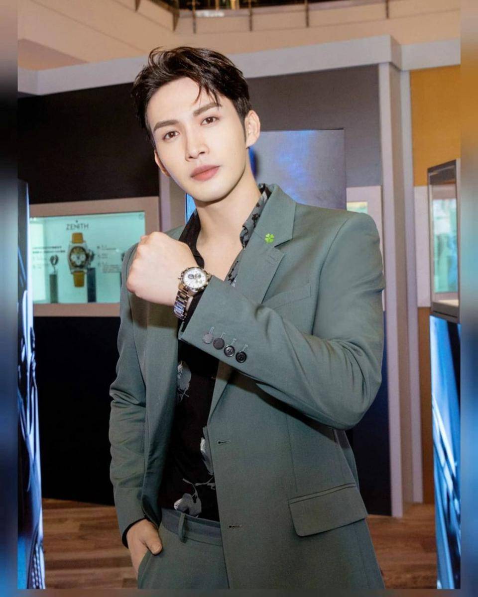 Vin Zhang (instagram.com/vin_zhang_bin)