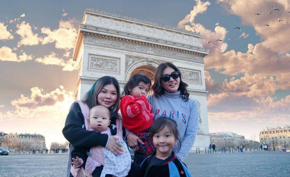 potret liburan Sarwendah di Paris (instagram.com/sarwendah29)