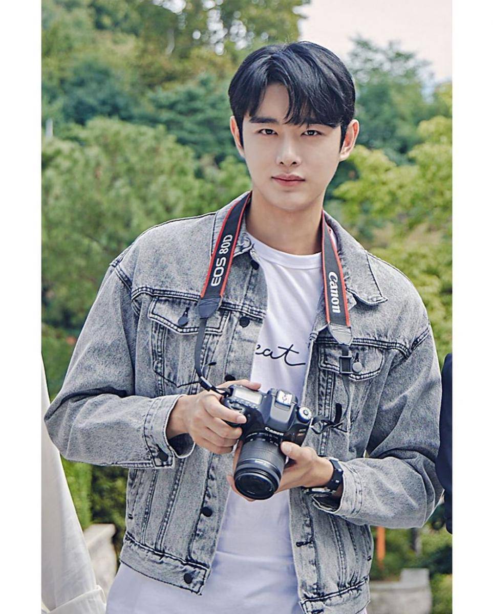 Kang Hui (instagram.com/yg_stage)