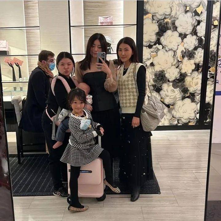 potret liburan Sarwendah di Paris (instagram.com/wendywalters)