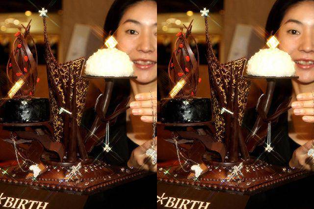 Diamond Chocolate Cake By Masami Miyamoto adalah kue coklat berhias berlian asal Jepang. (sayaabyshreya.com)