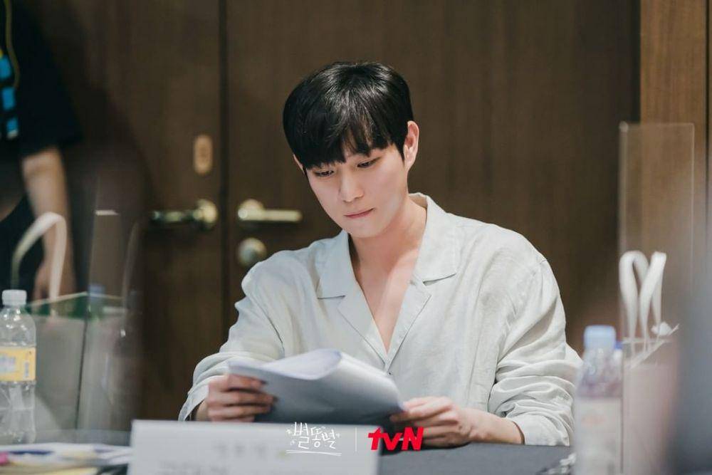 potret pembacaan naskah Shooting Stars (instagram.com/tvn_drama)