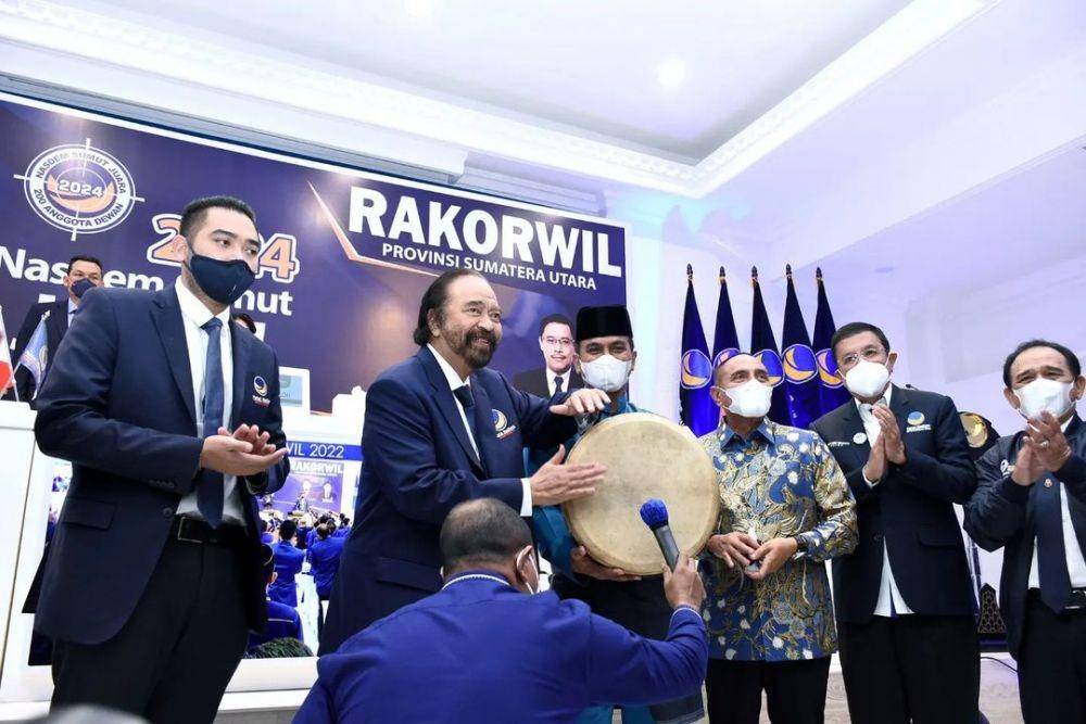 Ketum NasDem Surya Paloh bersama Gubernur Sumut, Edy Rahmayadi (instagram/nasdemsumut)