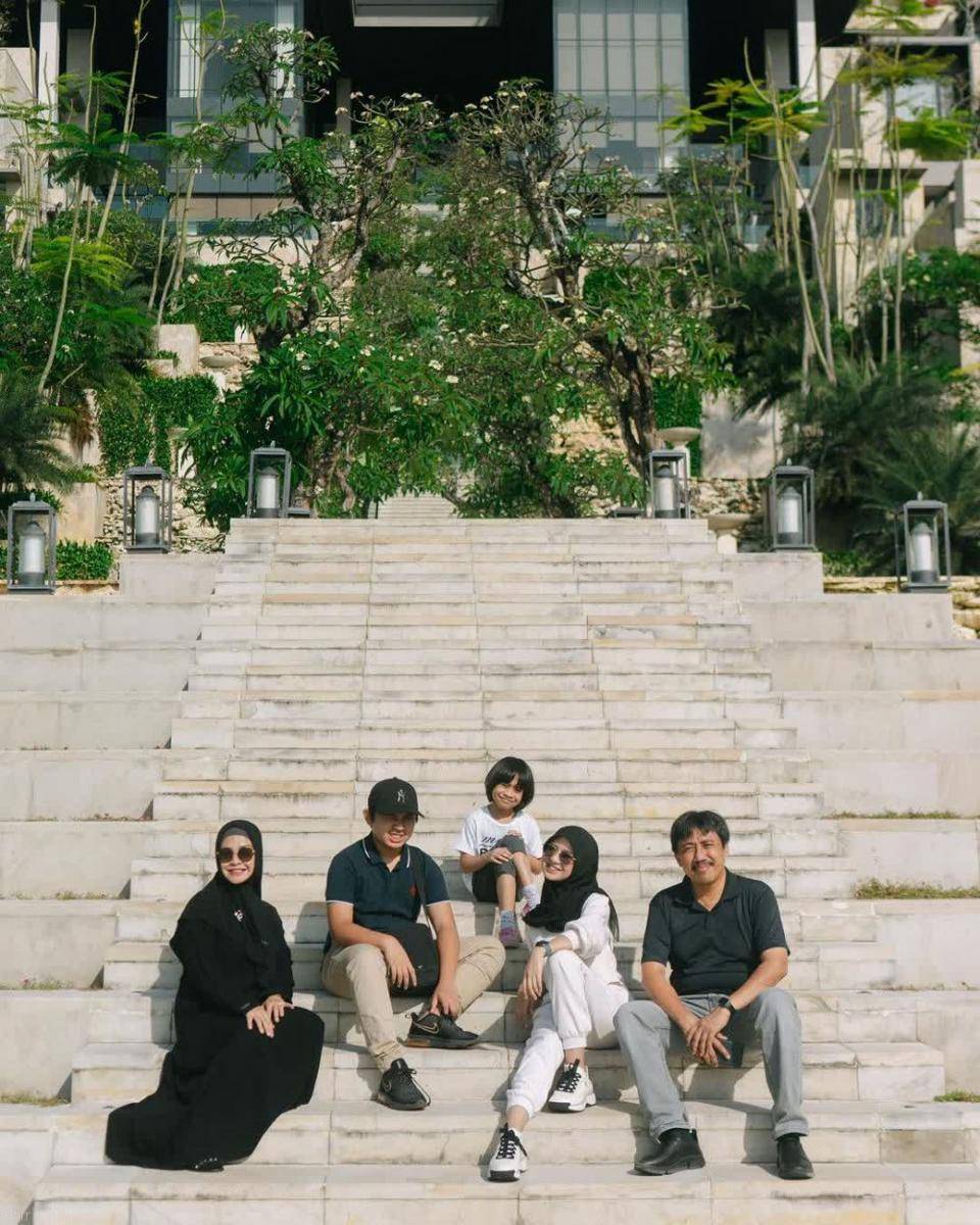 Nashwa Zahira dan keluarga (instagram.com/ririn.erf)