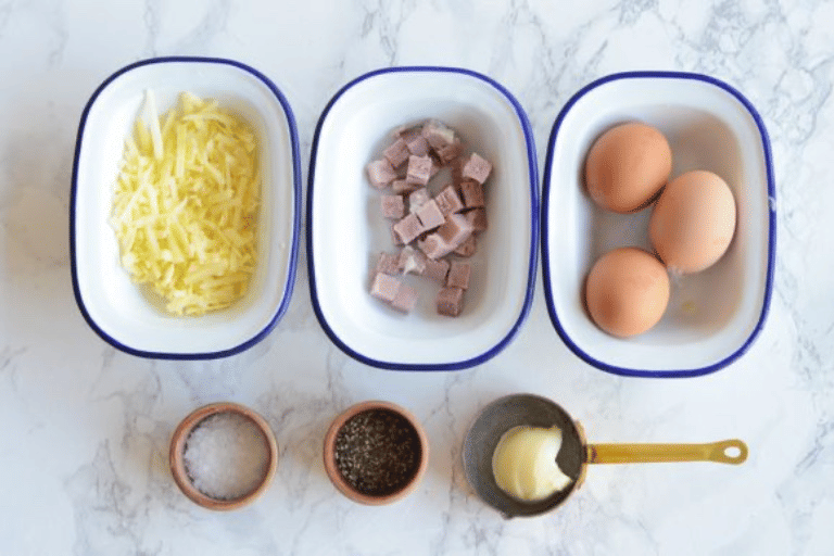 ilustrasi bahan membuat omelet (thespruceeats.com)