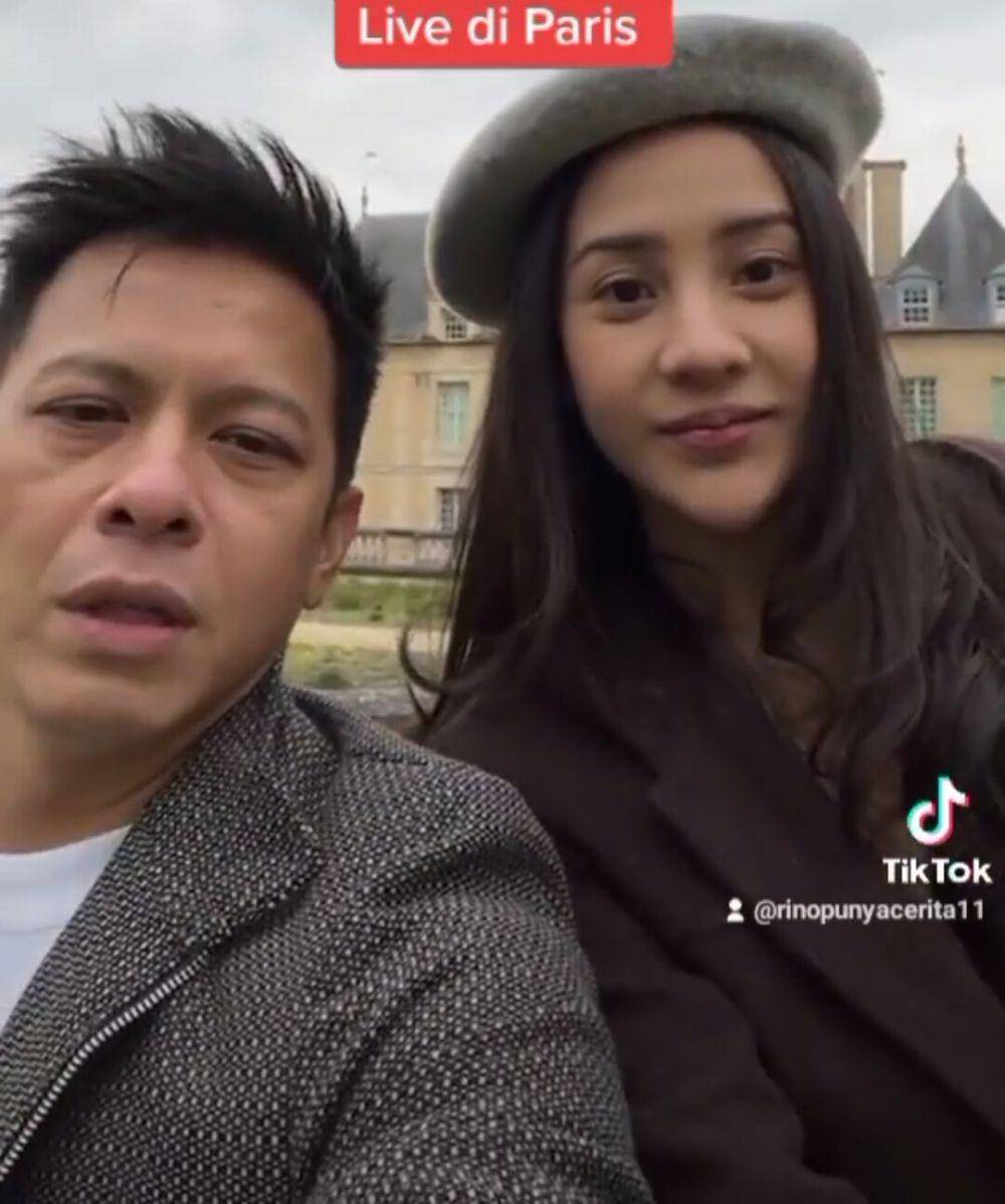 Ariel dan Anya Geraldine (instagram.com/itsgreenlight)