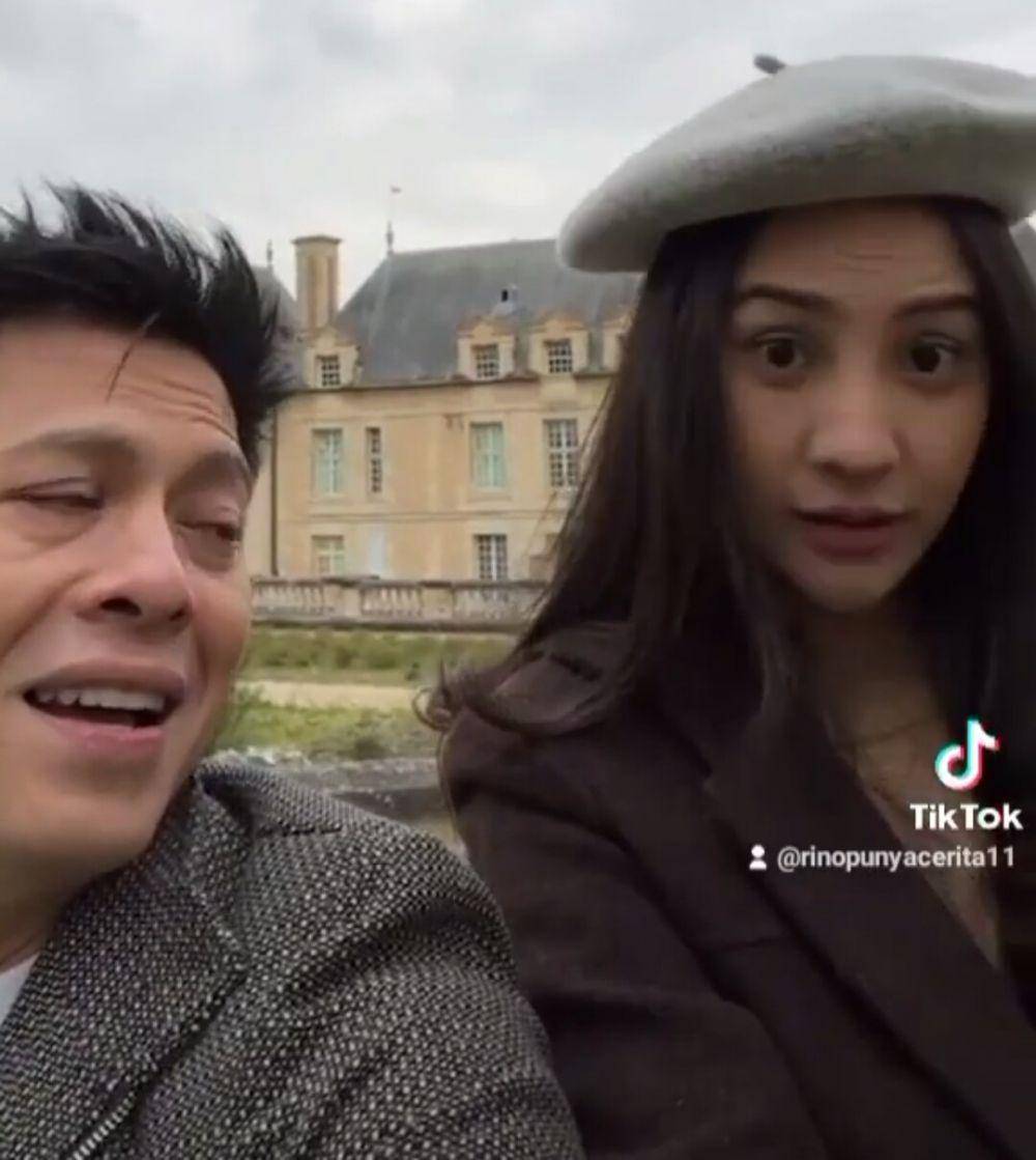 Ariel dan Anya Geraldine (instagram.com/itsgreenlight)