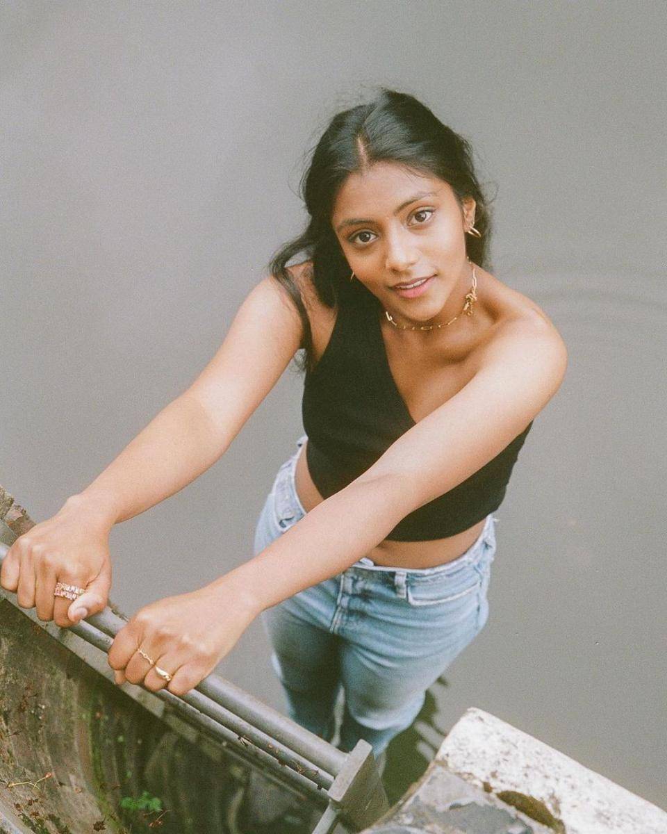 potret Charithra Chandran (instagram.com/charithra17)